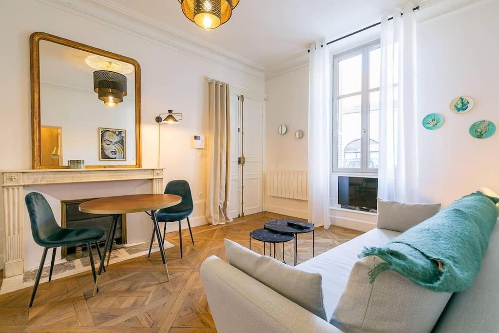 La Closerie Des Cordeliers Apartment *